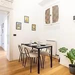 Duomo 7 Min - Design With Parking Appartement *