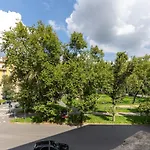 Duomo 7 Min - Design With Parking Appartement Milaan